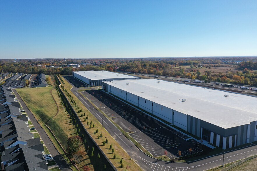 More Photos Of 15000 Roosevelt Blvd, Philadelphia Unknown For Lease