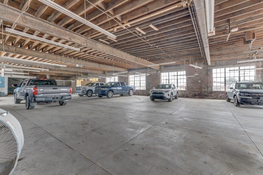 More Photos Of 430 E Main St, Trinidad Industrial For Sale