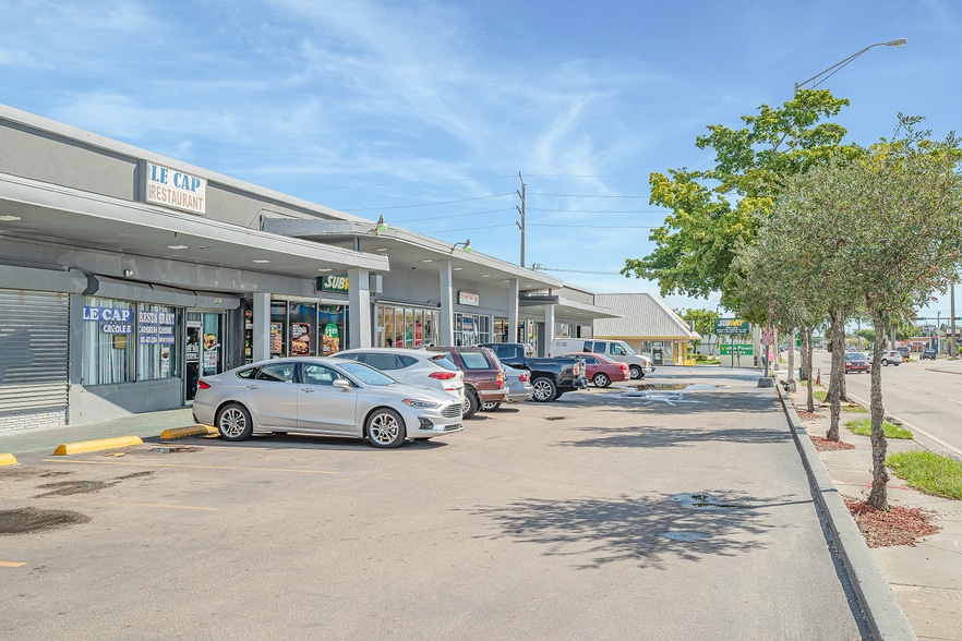More Photos Of 13621-13641 NW 7th Ave, Miami Storefront For Lease