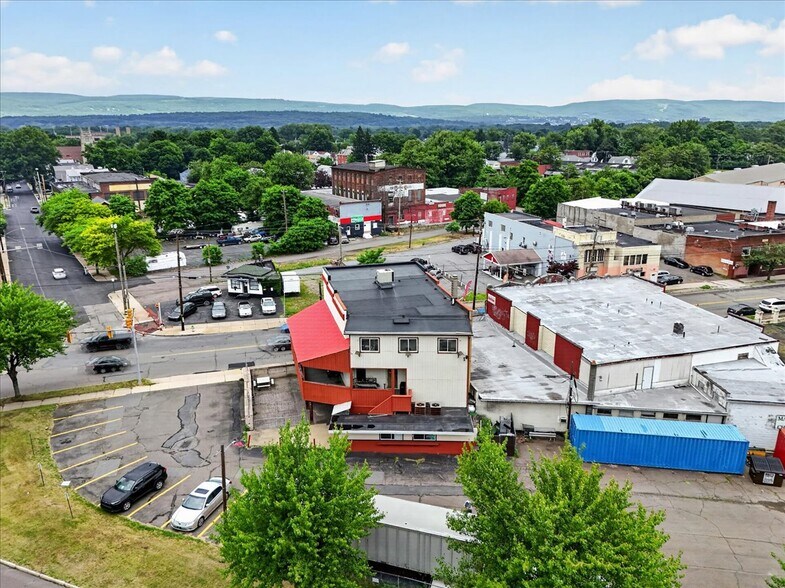 More Photos Of 650-654 S Main St, Wilkes-Barre Bar For Sale
