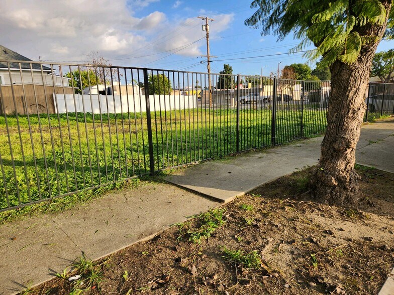 More Photos Of 400 E 4th St, Pomona Land For Sale