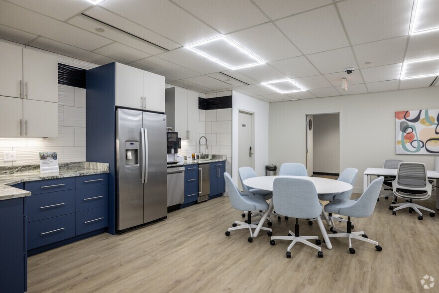 More Photos Of 53 Frontage Rd, Hampton Coworking Space