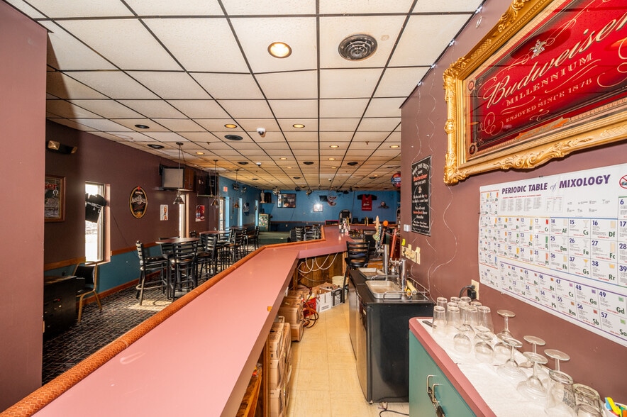 More Photos Of 1849 Gardner Ln NW, Corydon Sports And Entertainment For Sale