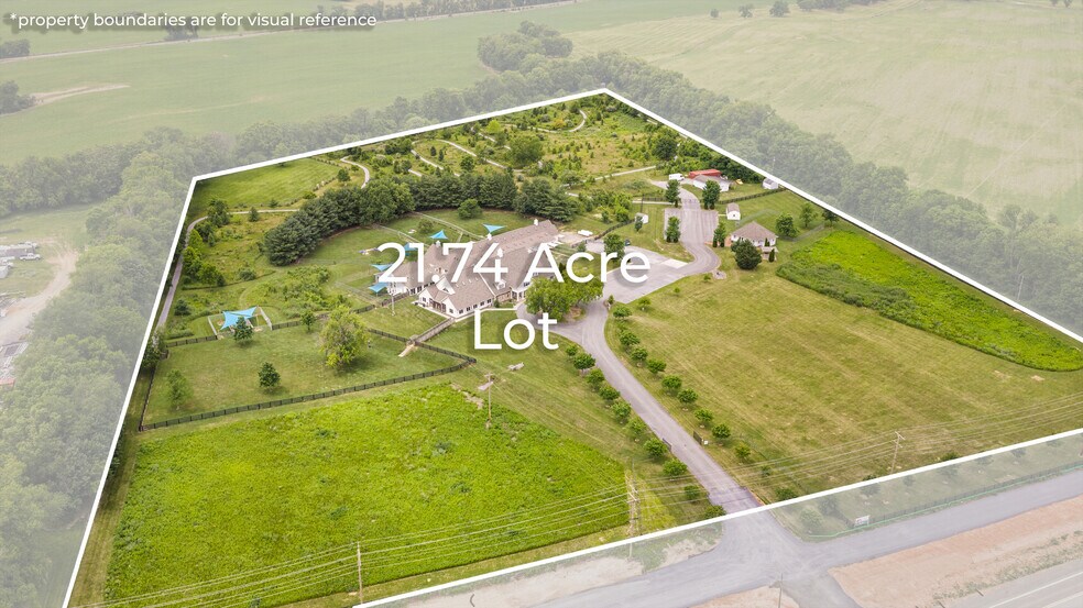 More Photos Of 3731 Berryville Pike, Charles Town Veterinarian Kennel For Sale