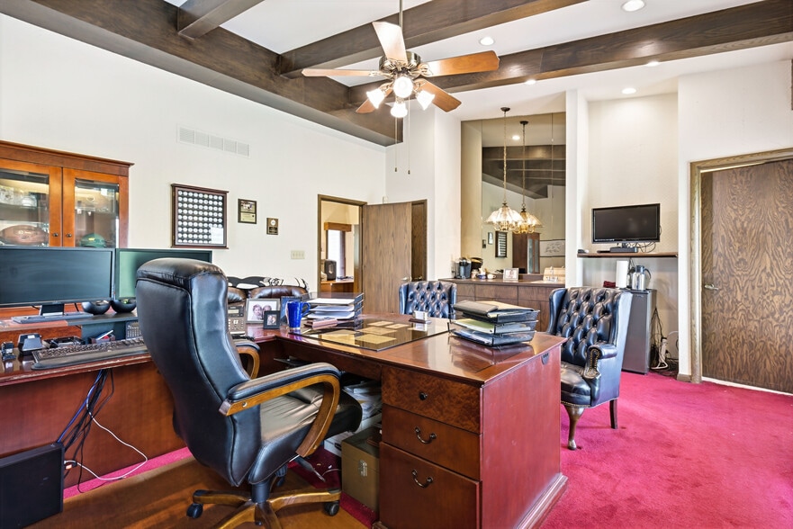 More Photos Of 2001-2007 Kinvara Dr, Pittsburgh Office For Sale