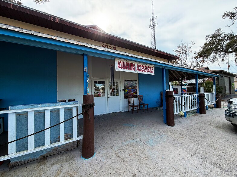 More Photos Of 6028 Pine Hill Rd, Port Richey Freestanding For Sale