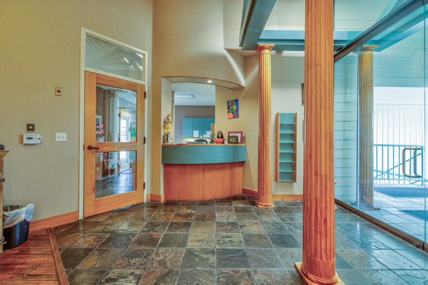 More Photos Of 16336 Whittier Blvd, Whittier Medical For Sale