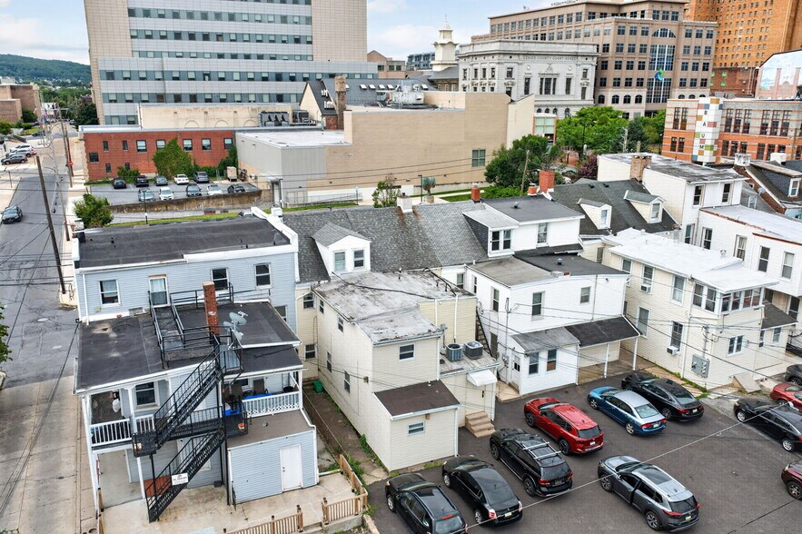 More Photos Of 449-451 W Linden St, Allentown Office For Sale