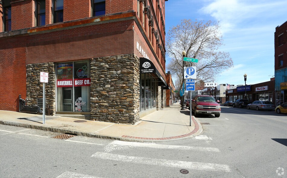More Photos Of 111-117 Merrimack Pl, Haverhill Office For Lease