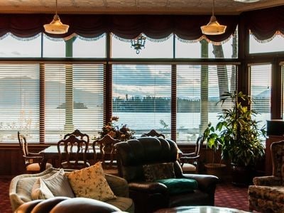 More Photos Of 126 W Main St, Hope Hospitality For Sale