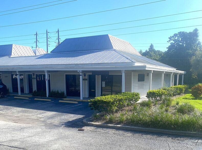 Primary Photo Of 2595 Tampa Rd, Palm Harbor Office For Lease