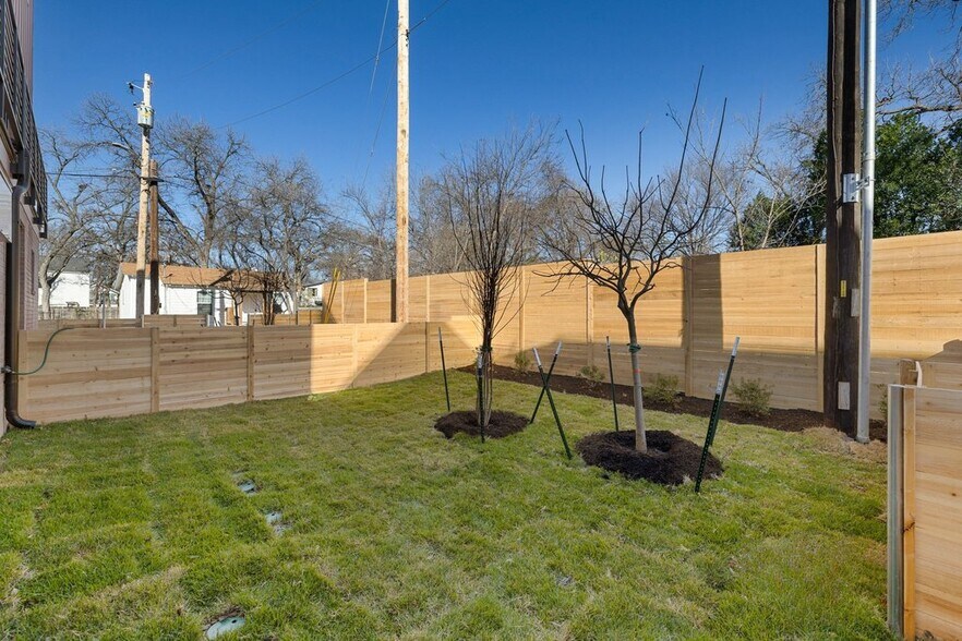 More Photos Of 3528 Gonzales st, Austin Land For Sale