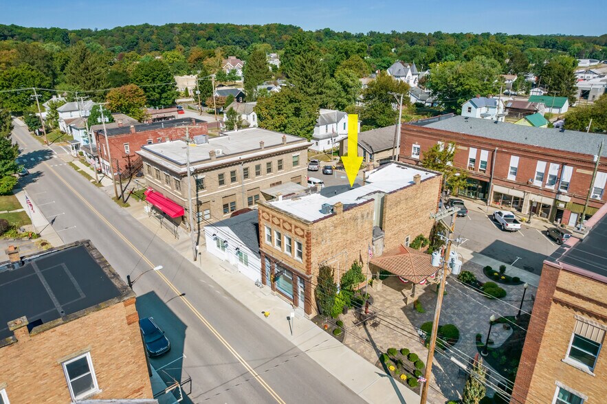 More Photos Of 111 W Main St, Bremen Storefront Retail Residential For Sale