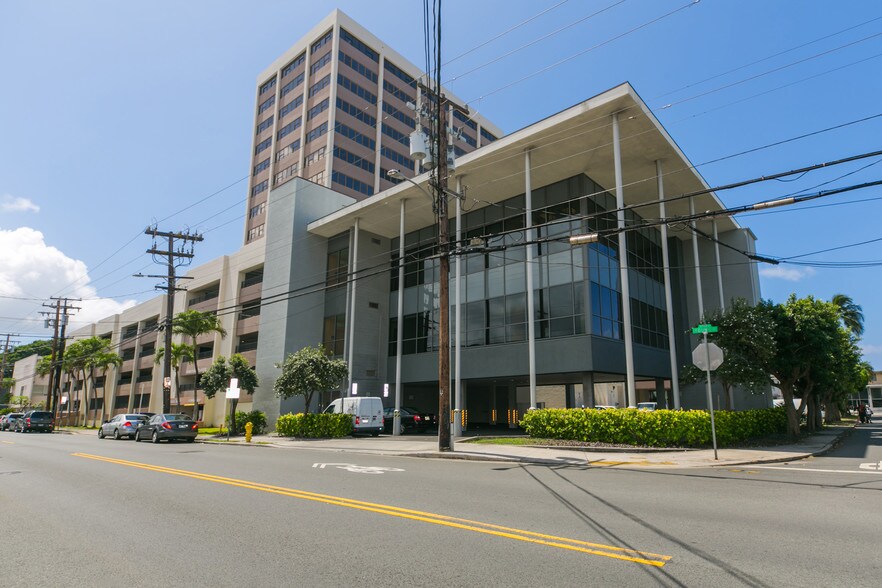 More Photos Of 1314 S king St, Honolulu Medical For Lease