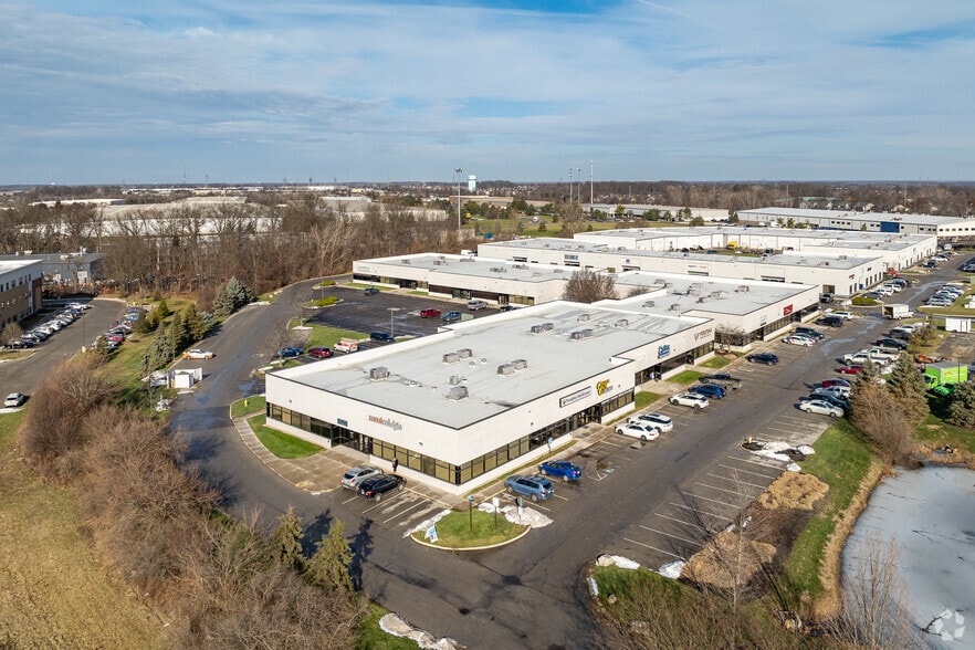 More Photos Of 8556 Cotter St, Lewis Center Office For Lease