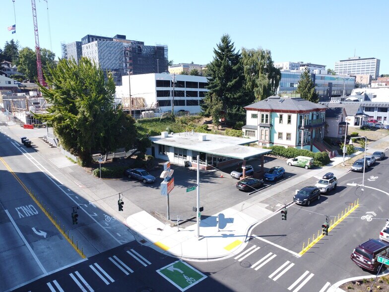 More Photos Of 1352 S Fawcett Ave, Tacoma Freestanding For Sale
