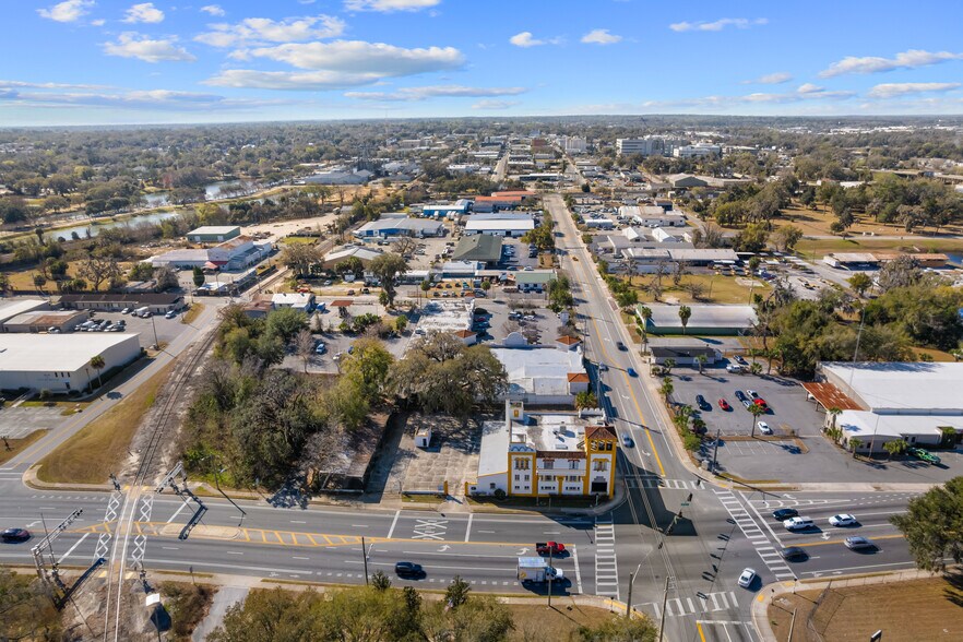 More Photos Of 939 N Magnolia Ave, Ocala Freestanding For Sale