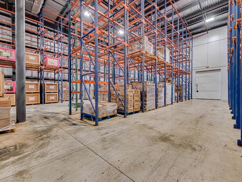 More Photos Of 9342 SE Loop 410, San Antonio Refrigeration Cold Storage For Lease