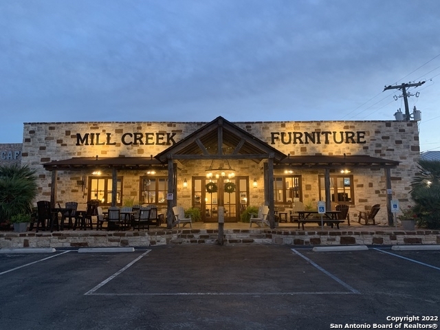 Primary Photo Of 2209 E Main St, Uvalde Showroom For Sale