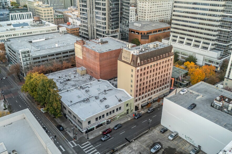 More Photos Of 822-838 SW 10th Ave, Portland Office For Sale