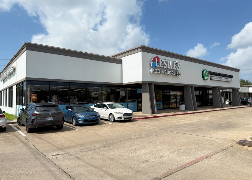 More Photos Of 6700-6890 S Hwy 6, Houston Unknown For Lease