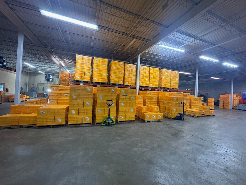 More Photos Of 3425 Browns Mill Rd SE, Atlanta Warehouse For Lease