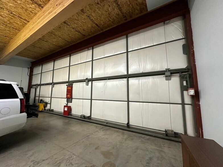 More Photos Of 336 Deinhard Ln, Mccall Airplane Hangar For Sale