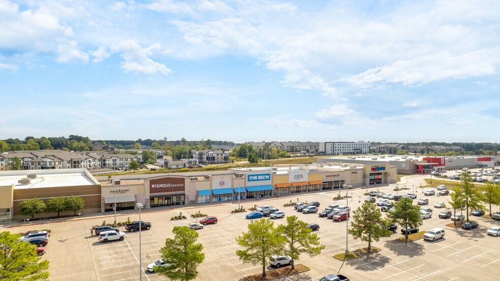 More Photos Of 3096 N Eastman Rd, Longview Unknown For Lease