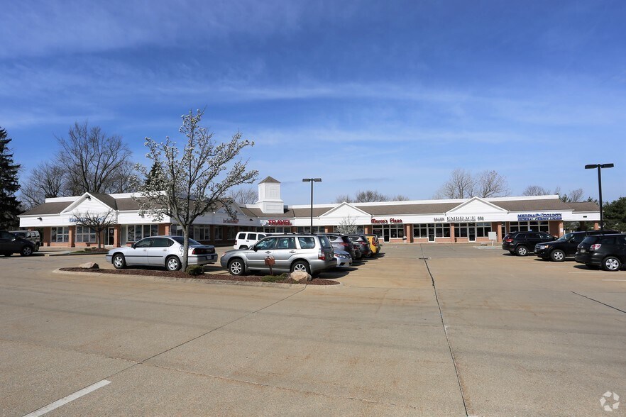 More Photos Of 1132-1152 Pearl Rd, Brunswick General Retail For Lease