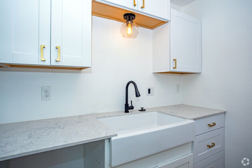 More Photos Of 2703-2707 Windswept Cv, Austin Apartments For Sale