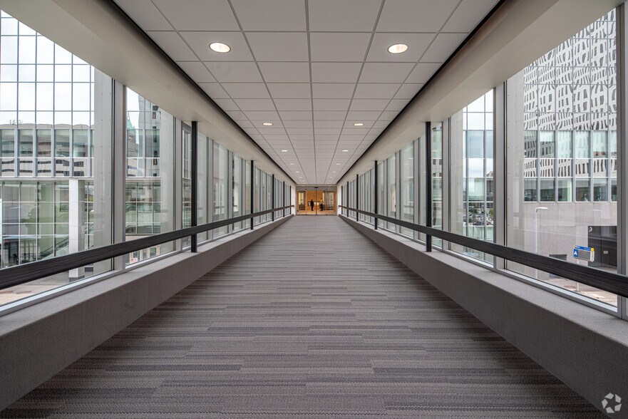 More Photos Of 111 S Washington Ave, Minneapolis Office For Lease