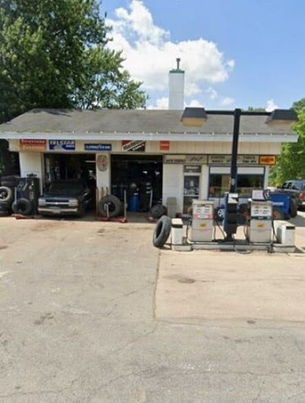 More Photos Of 130 Melmore St, Tiffin Auto Repair For Sale