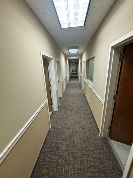 More Photos Of 220 Ridgedale Ave, Florham Park Office For Sale