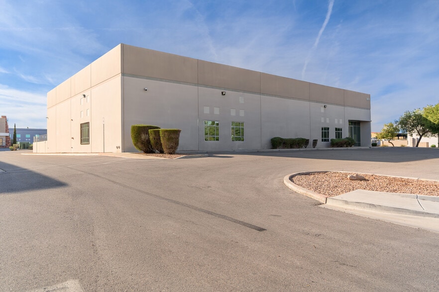 More Photos Of 3655 E Post Rd, Las Vegas Warehouse For Sale