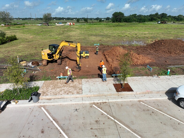 More Photos Of 1241 Mercantile St, Richmond Storefront Retail Residential For Sale