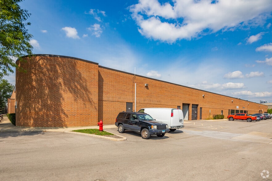 More Photos Of 500 E Touhy Ave, Des Plaines Manufacturing For Lease