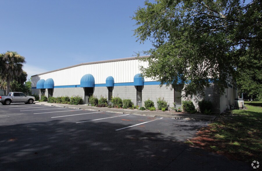 More Photos Of 5826-5830 Corporation Cir, Fort Myers Warehouse For Sale