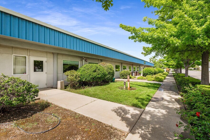 More Photos Of 900 Fortress St, Chico Office For Sale