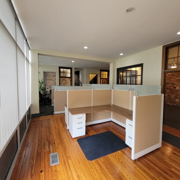 More Photos Of 285 Ellicott St, Buffalo Storefront Retail Office For Lease