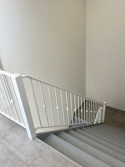 More Photos Of 405-407 Gates Ave, Brooklyn Loft Creative Space For Lease