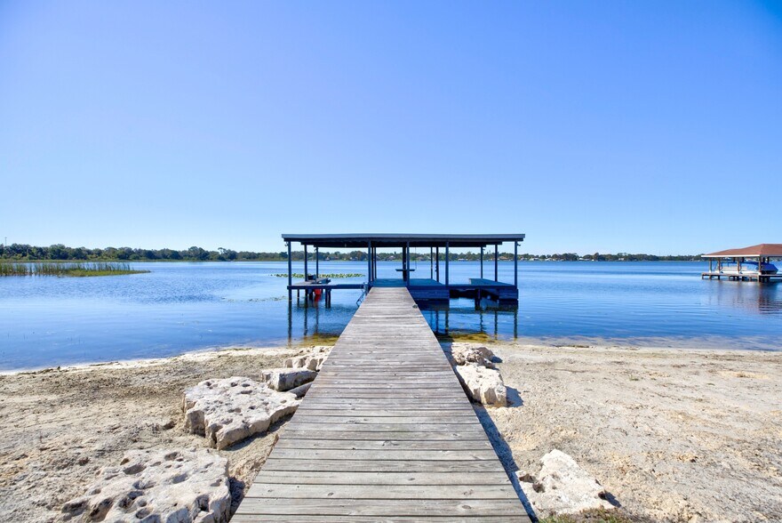 More Photos Of 573 Holmes Ave, Lake Placid Specialty For Sale