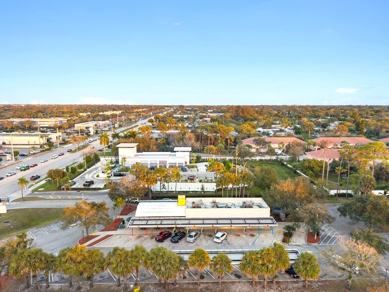 More Photos Of 6250 Lake Worth Rd, Greenacres Fast Food For Sale