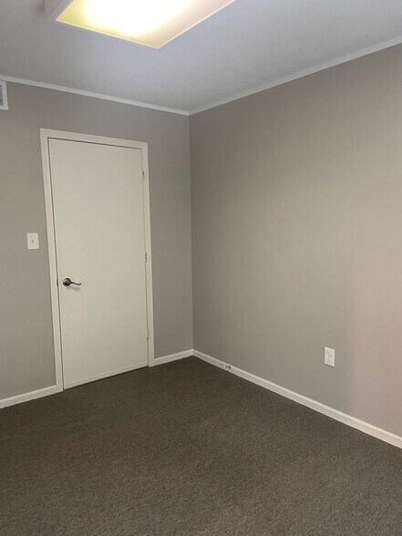 More Photos Of 225 E Liberty St, Medina Office For Lease