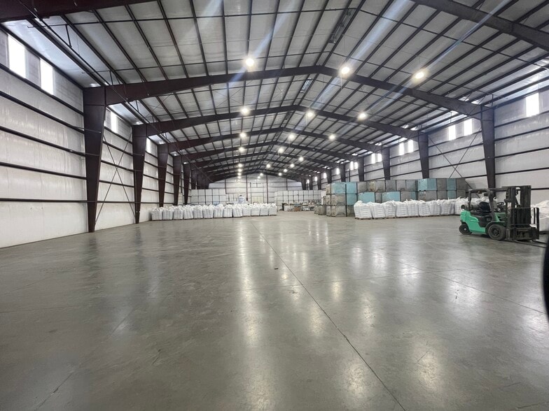 More Photos Of 12355 County Road 96 St, Woodland Industrial For Lease