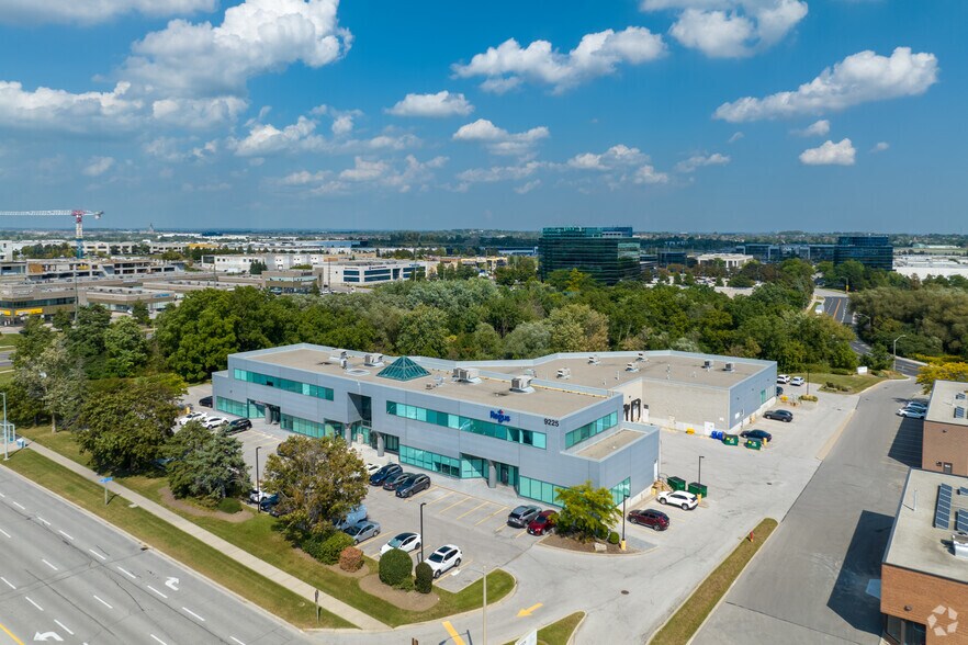 More Photos Of 9225 Leslie St, Richmond Hill Research And Development For Sale