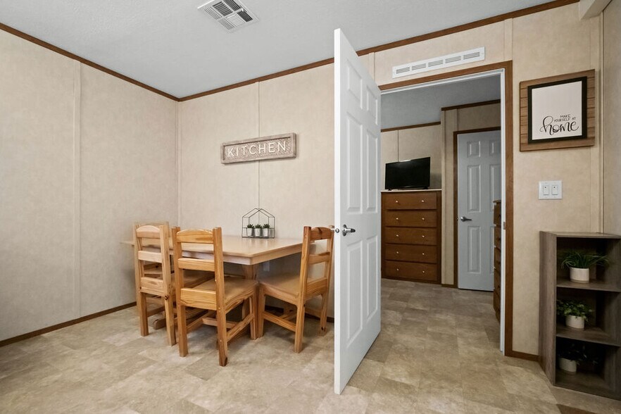 More Photos Of 2659 2nd St, Hurricane Manufactured Housing Mobile Home Park For Sale