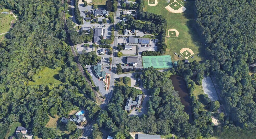 More Photos Of 20 North Main St, Sherborn Office For Sale