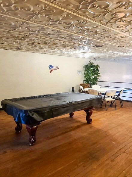 More Photos Of 109 Main St SE, Gravette Office For Sale