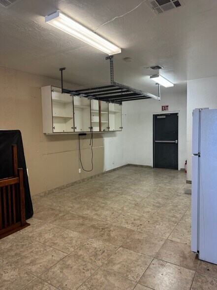 More Photos Of 11201 W Nevada Ave, Youngtown Medical For Lease