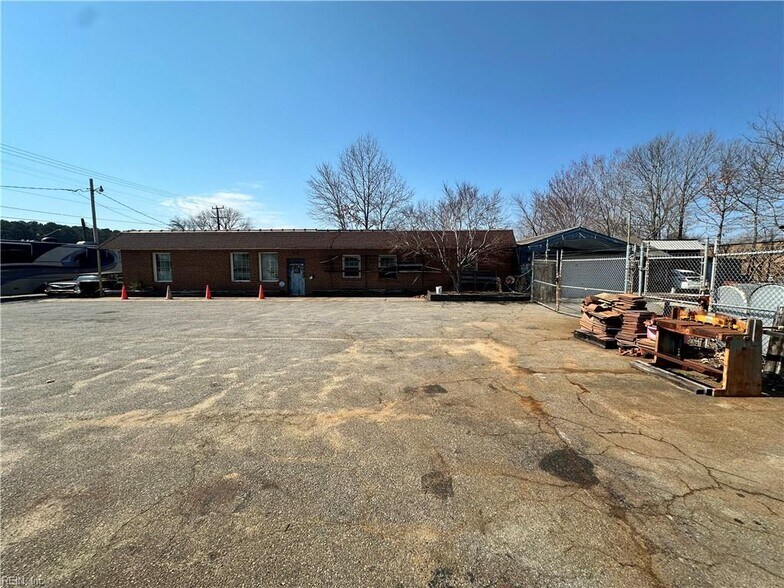 More Photos Of 1702 Southern Blvd, Virginia Beach Manufacturing For Sale
